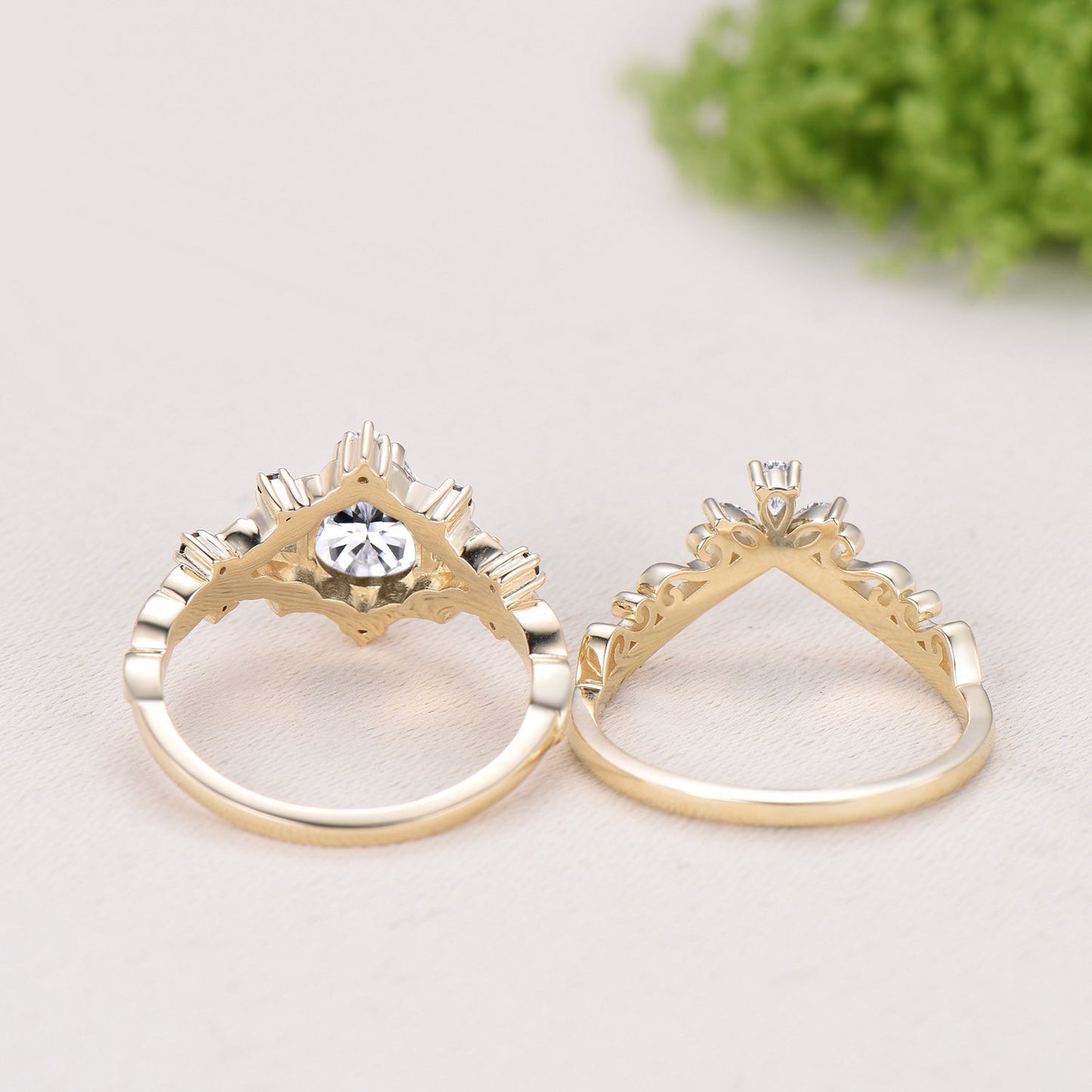 Nature Inspired Pear Shaped Moissanite Wedding Set Unique Moissanite Engagement Ring 14K Yellow Gold Leaf Vine Black Spinel Stacking Band
