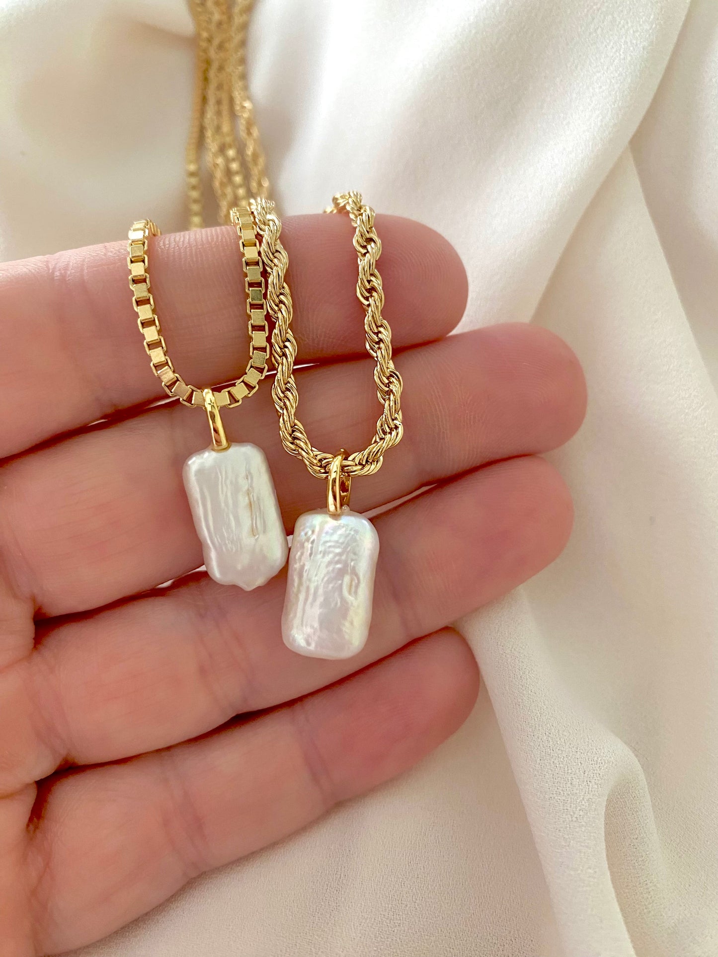Modern Pearl Necklace Gold Filled Rope Chain Oblong Pearl Pendant Necklace June Birthstone Boho Style Necklace Minimalist Jewelry Christmas