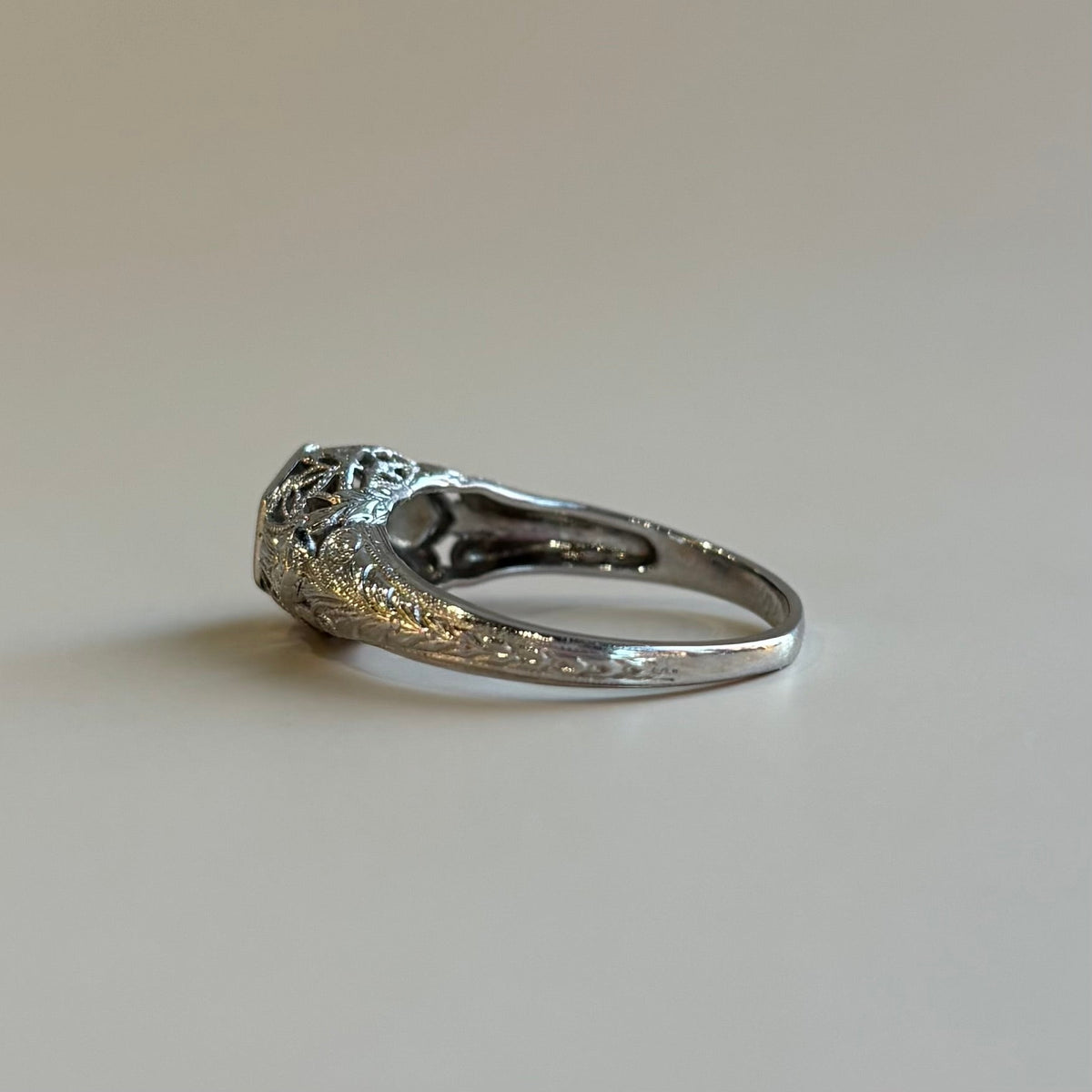 Art Deco Diamond Hexagonal Bezel Filigree Ring | 18k White Gold | Vintage