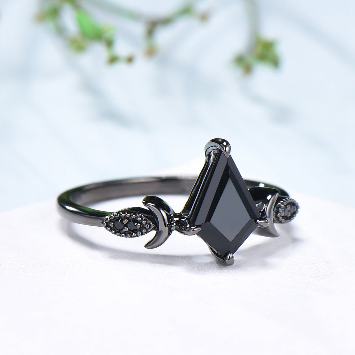Minimalist Black Gold Black Onyx Engagement Ring Kite Cut Moon Wedding Ring Art Deco Milgrain Black Gemstone Anniversary Gift For Women