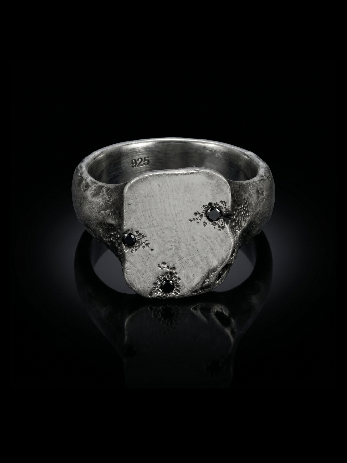 Black Onyx Gemstone Men's Ring By Harshita Jewellery