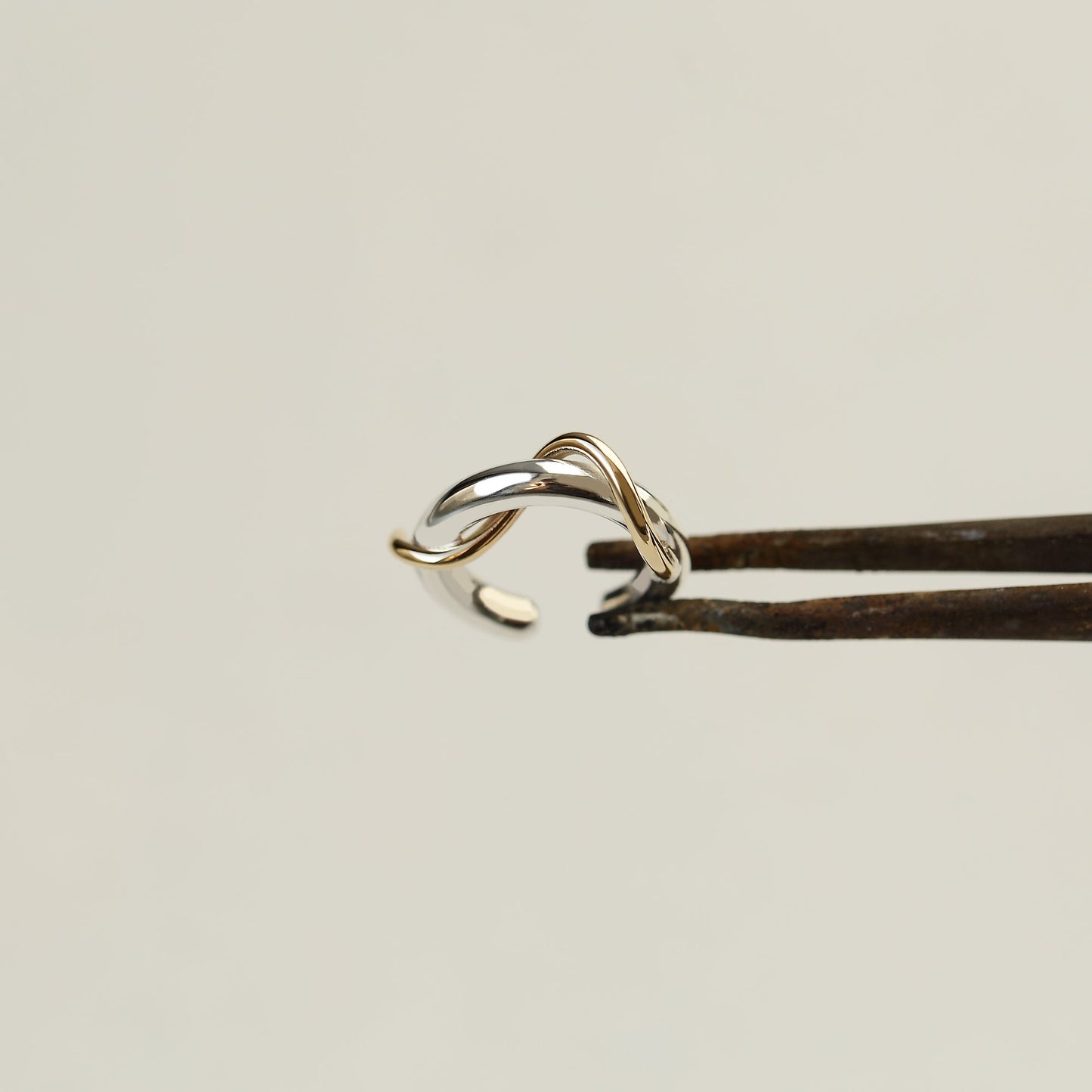 VINE EAR CUFF