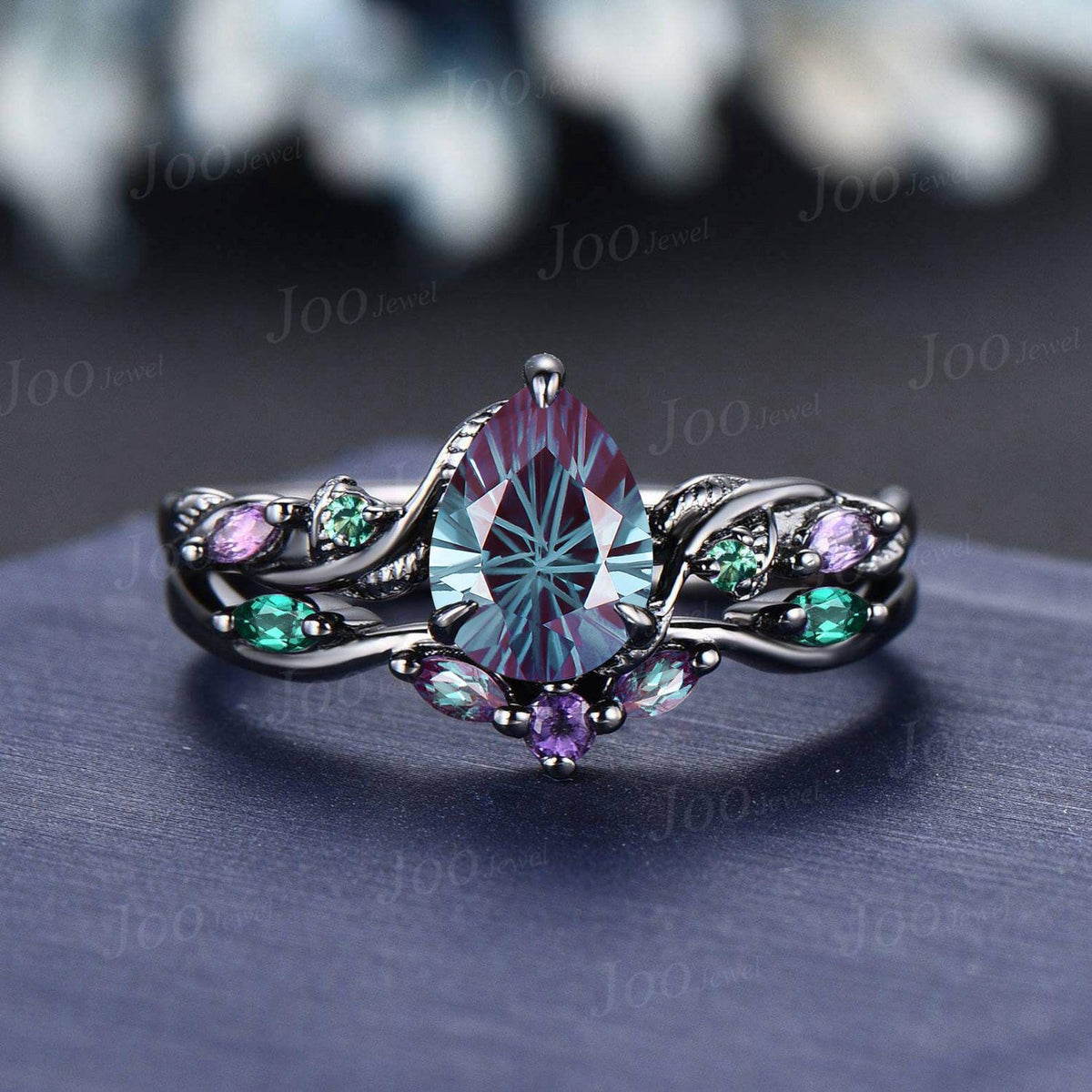 1.25CT Fireworks Cut Color-Change Alexandrite Black Gold Wedding Ring Set Pear Cut Engagement Rings Twig Vine Emerald Amethyst Bridal Set