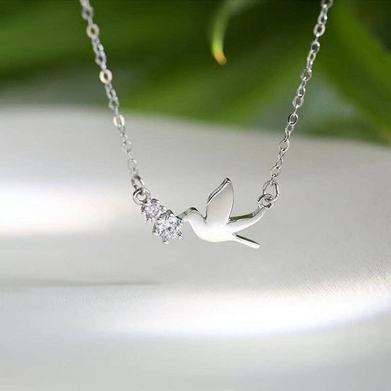 Peace Dove Bird Pendant Necklace in 925 Sterling Silver: Gold