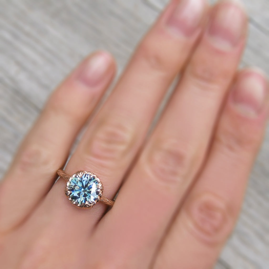 ・SIENNA・Aqua-Teal Iconic™ Moissanite, Willow Leaf Band (2ct)