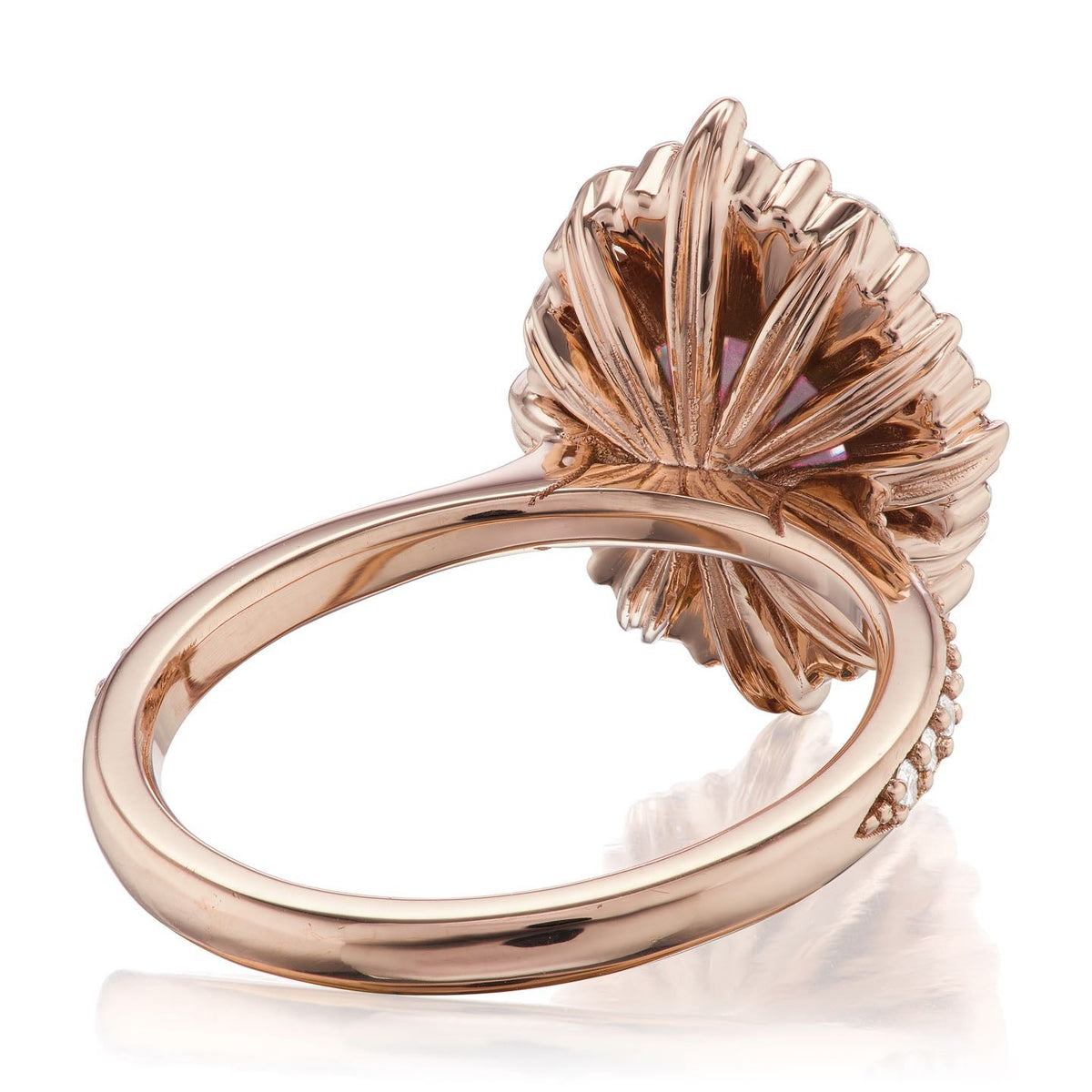 ・EMERSON・Peach Sapphire Center, Diamond Halo (3.25ctw+)
