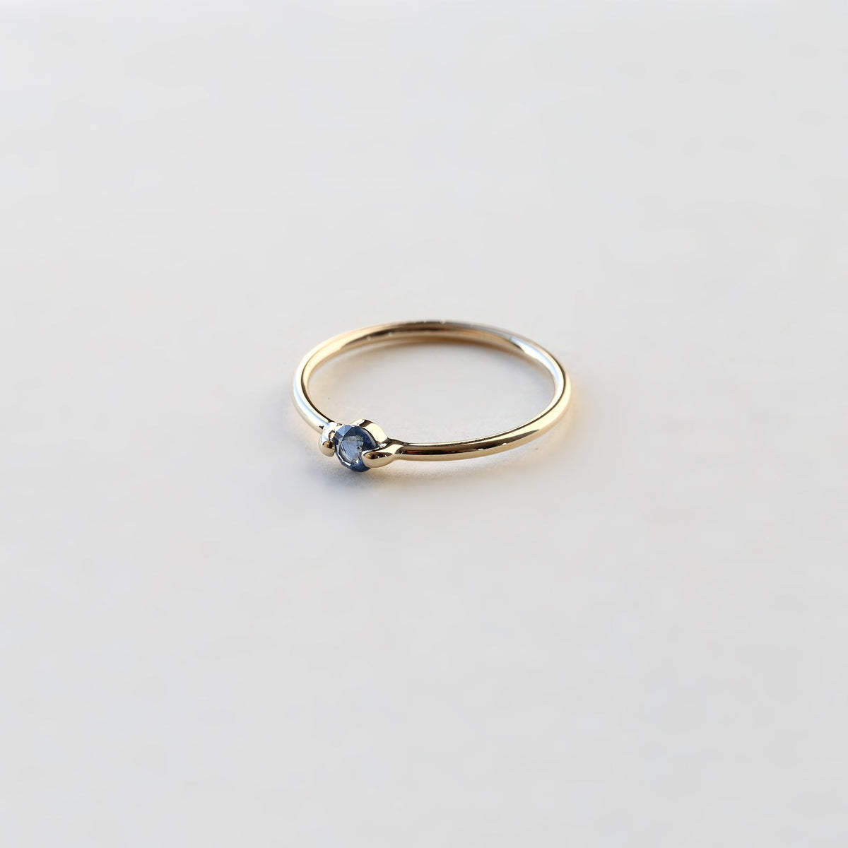 BLUE SAPPHIRE RING