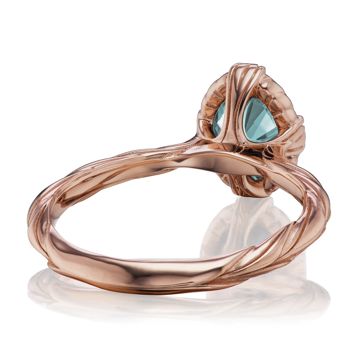 ・OLIVIA・Oval Aqua-Teal Iconic™ Moissanite, Willow Leaf Band (1.5ct)