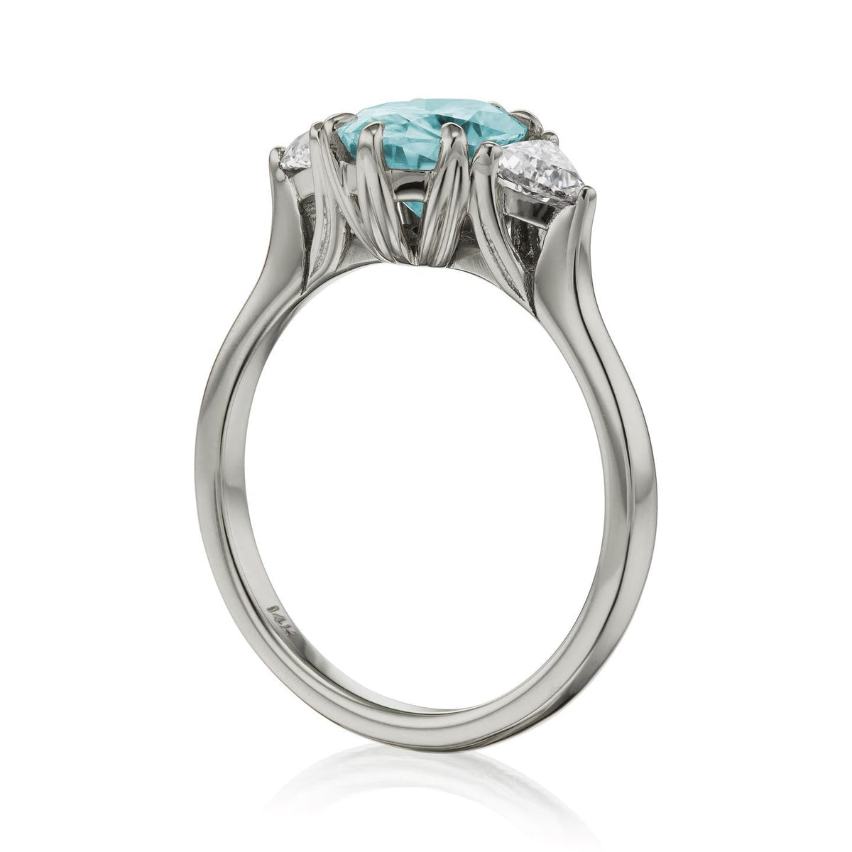 ・JUNO・Oval Aqua-Teal Iconic™ Moissanite Center, Trillion Diamonds (1.92ctw)