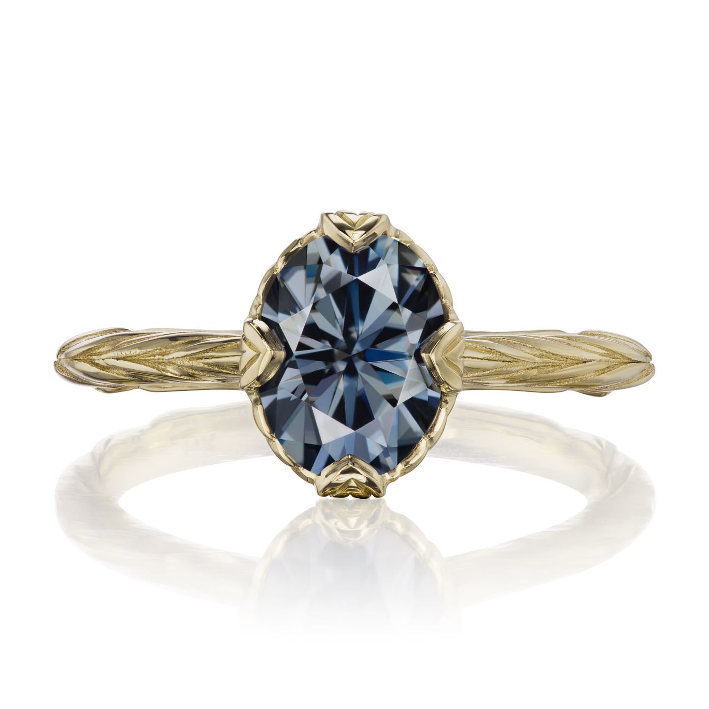 ・OLIVIA・Oval Iconic™ Dark Grey Moissanite, Willow Leaf Band (1.5ct)