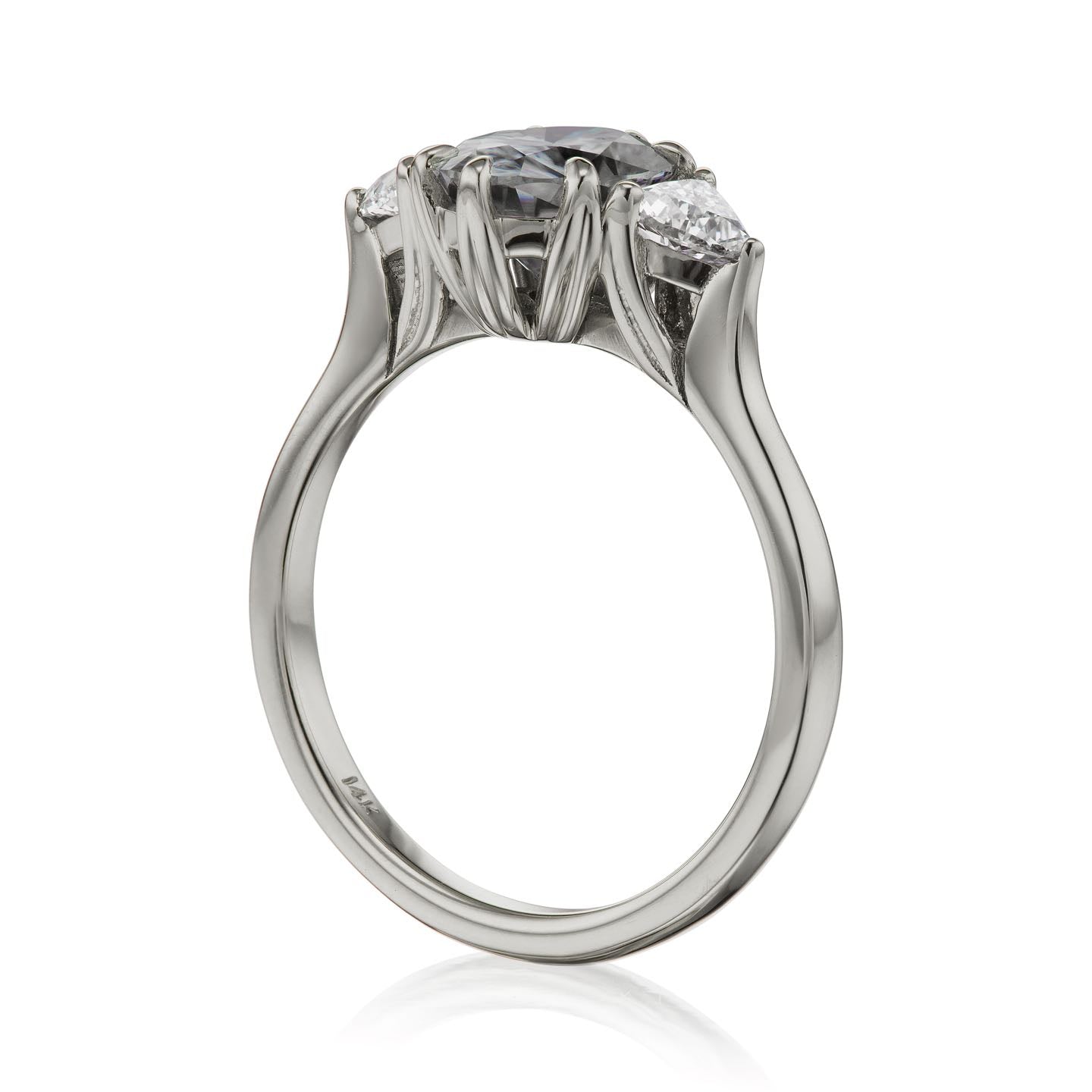 ・JUNO・Oval Iconic™ Dark Grey Moissanite Center, Trillion Diamonds (1.92ctw)