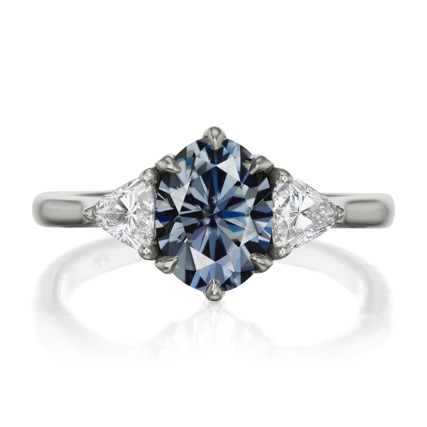・JUNO・Oval Iconic™ Dark Grey Moissanite Center, Trillion Diamonds (1.92ctw)