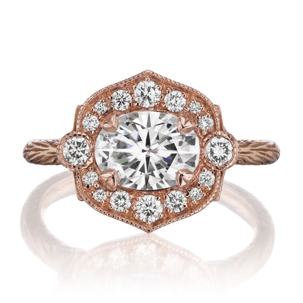 ・LILLIAN・Oval Moissanite Center, Diamond Halo (1.86ctw)