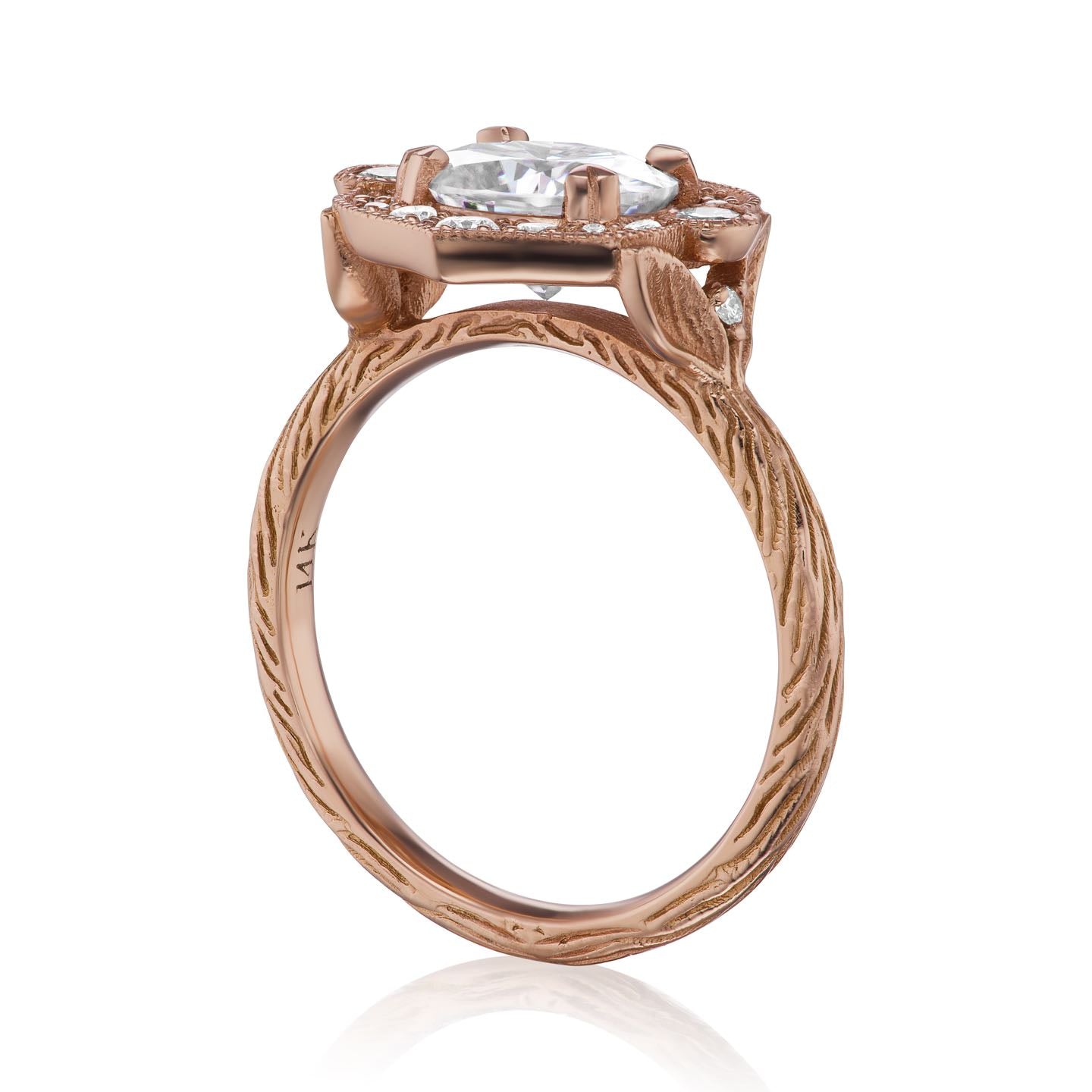 ・LILLIAN・Oval Moissanite Center, Diamond Halo (1.86ctw)