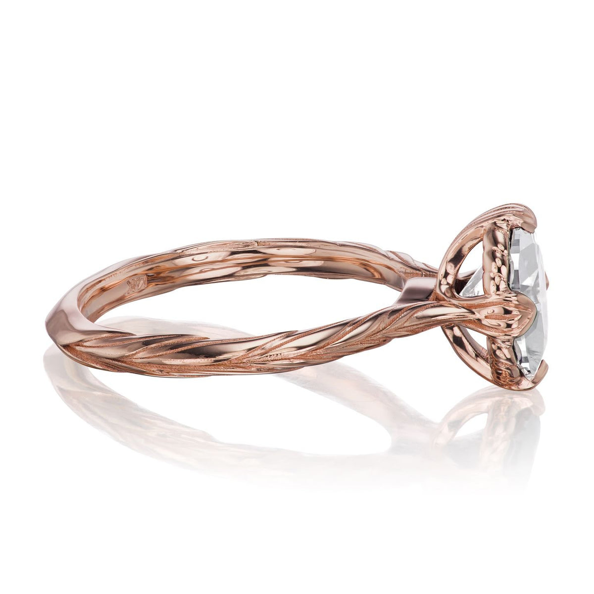 ・OLIVIA・Oval Moissanite, Willow Leaf Band (1.5ct)