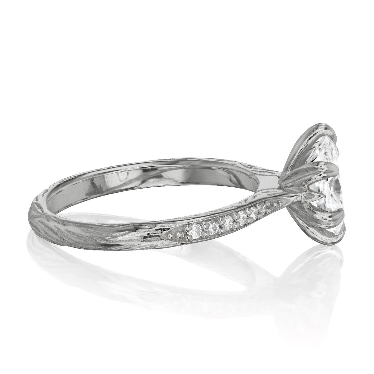 ・LAYLA・Oval Lab-Grown Diamond, Twig Textured Diamond Band