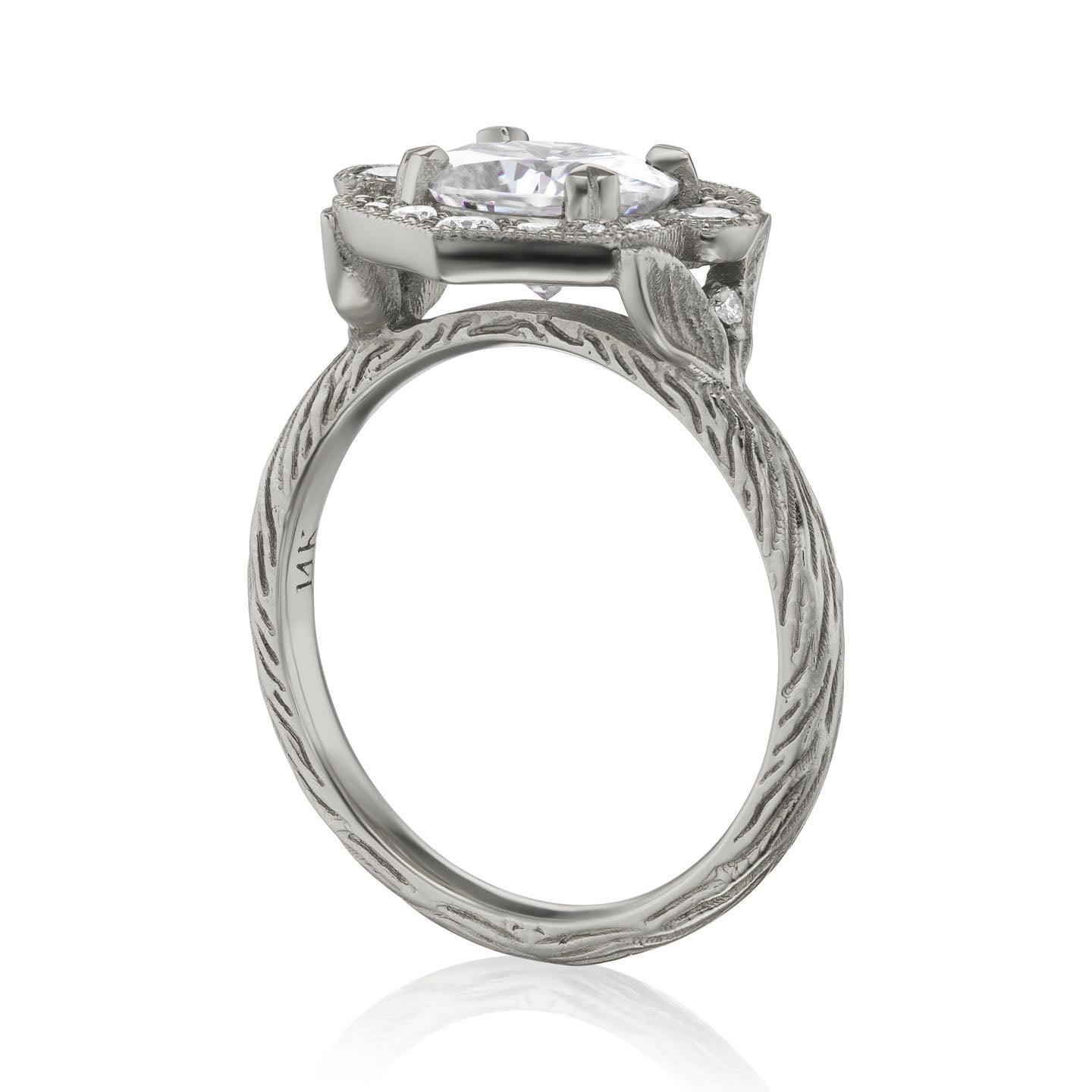 ・LILLIAN・Oval Moissanite Center, Diamond Halo (1.86ctw)