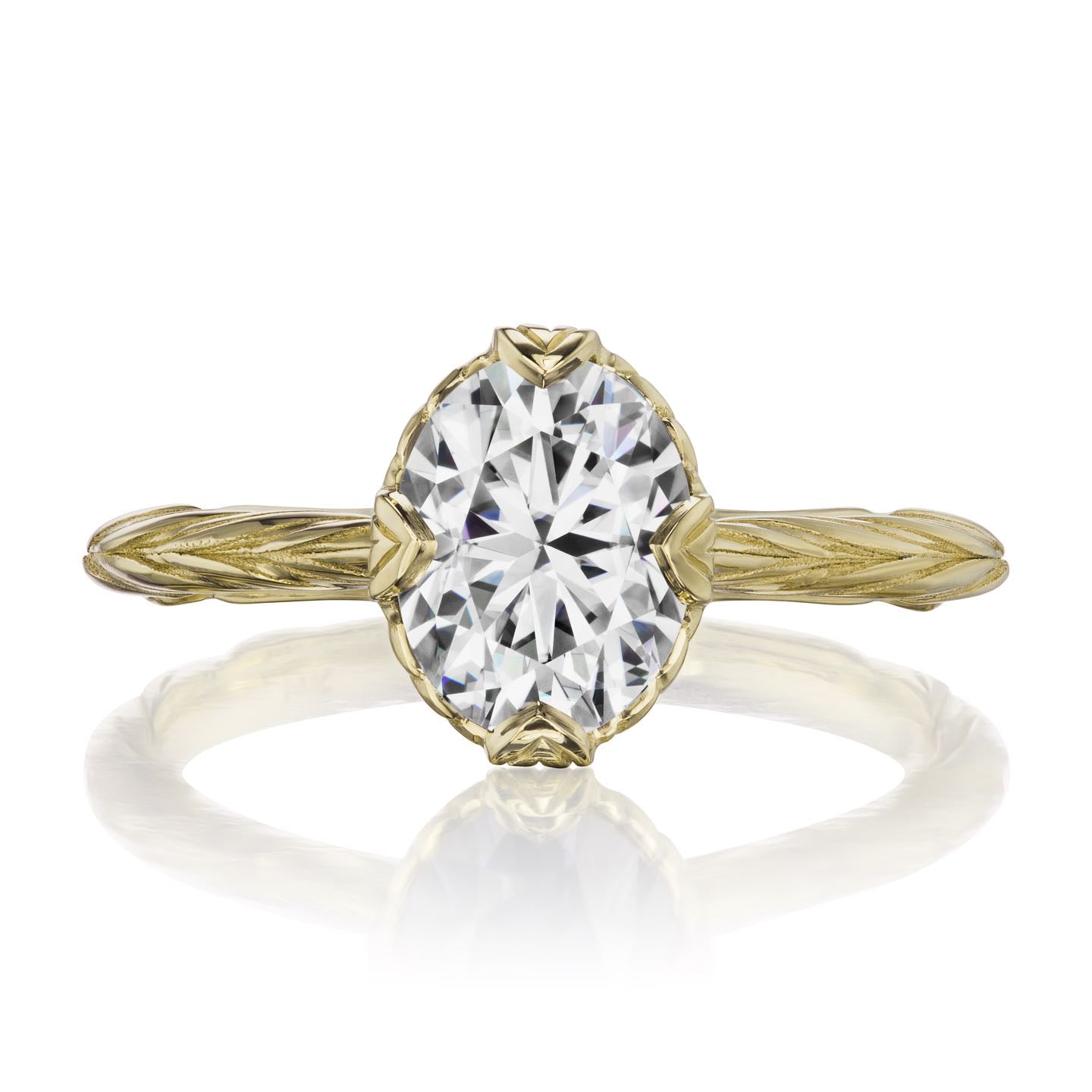 ・OLIVIA・Oval Moissanite, Willow Leaf Band (1.5ct)