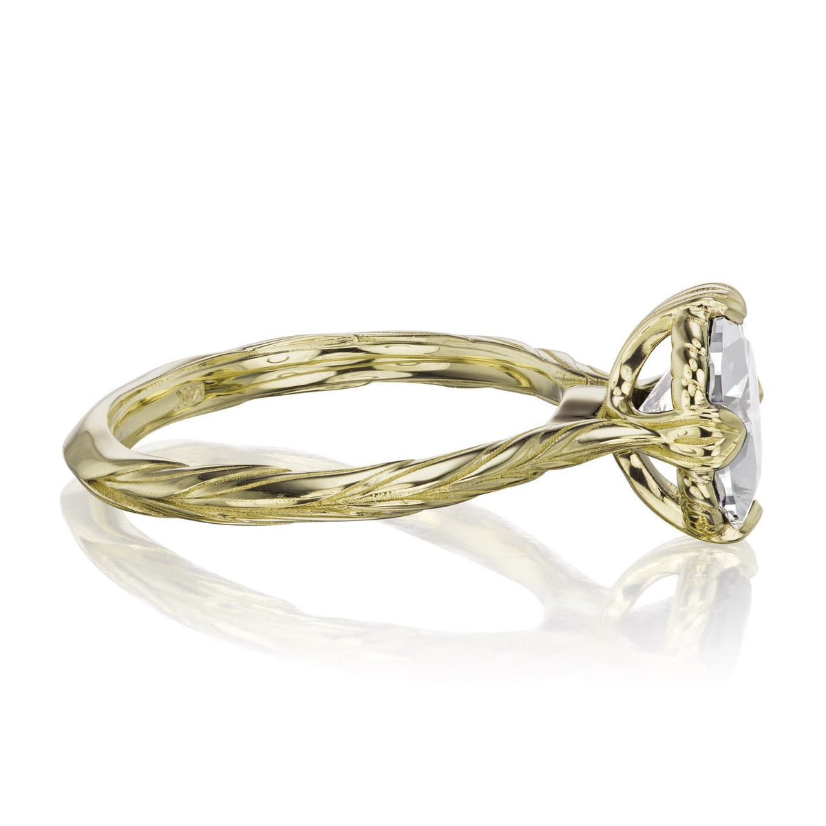 ・OLIVIA・Oval Moissanite, Willow Leaf Band (1.5ct)