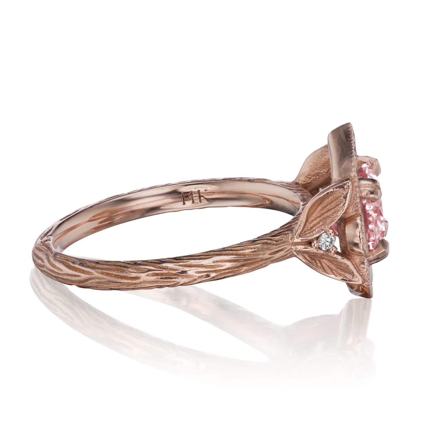 ・LILLIAN・Oval Peach Sapphire Center, Diamond Halo (2.11ctw)