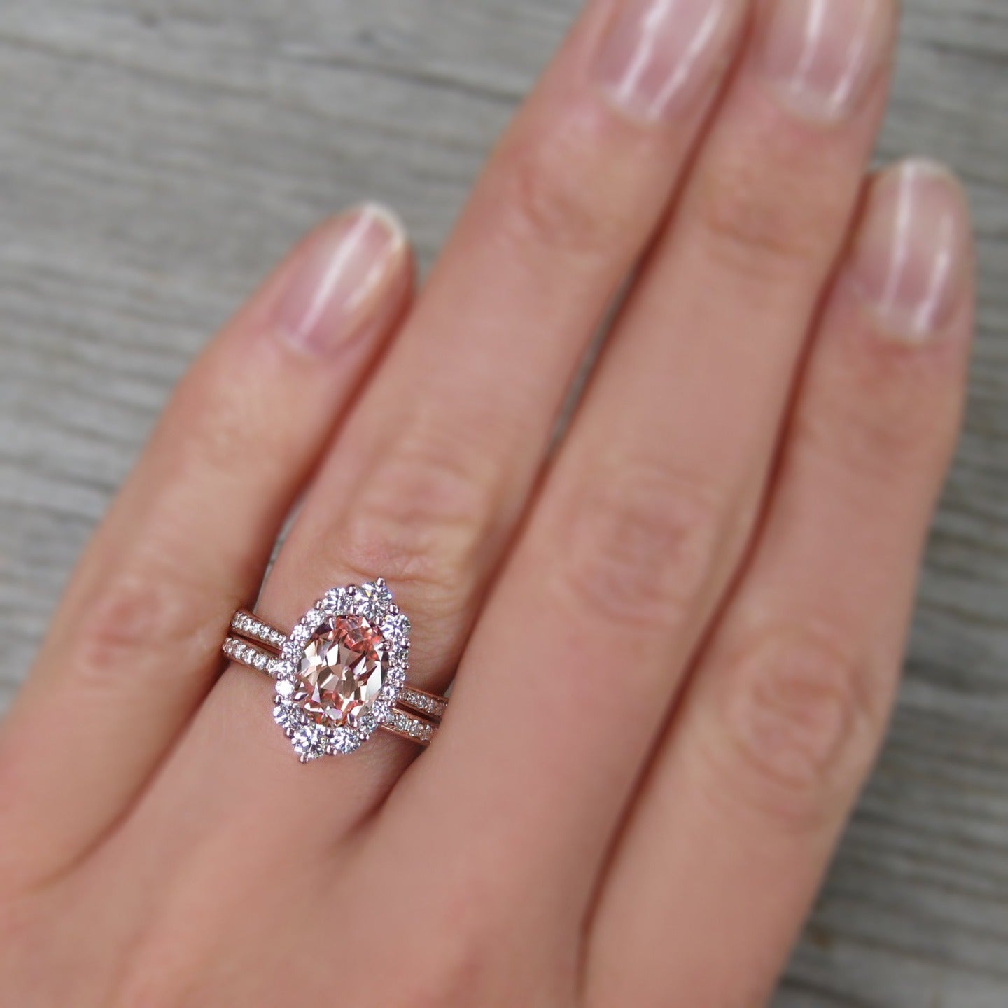 ・SOFIA・Oval Peach Sapphire Center, Diamond Halo (2.18ctw+)