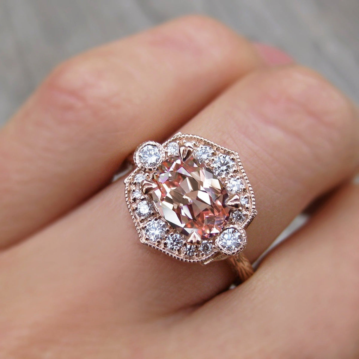 ・LILLIAN・Oval Peach Sapphire Center, Diamond Halo (2.11ctw)