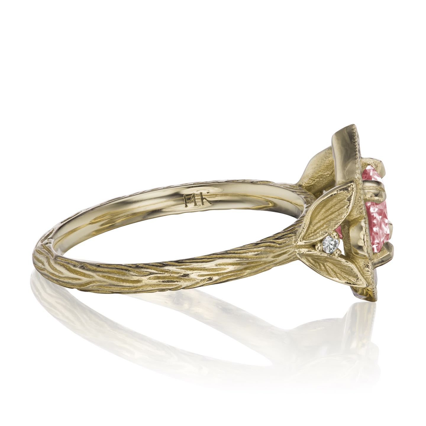 ・LILLIAN・Oval Peach Sapphire Center, Diamond Halo (2.11ctw)