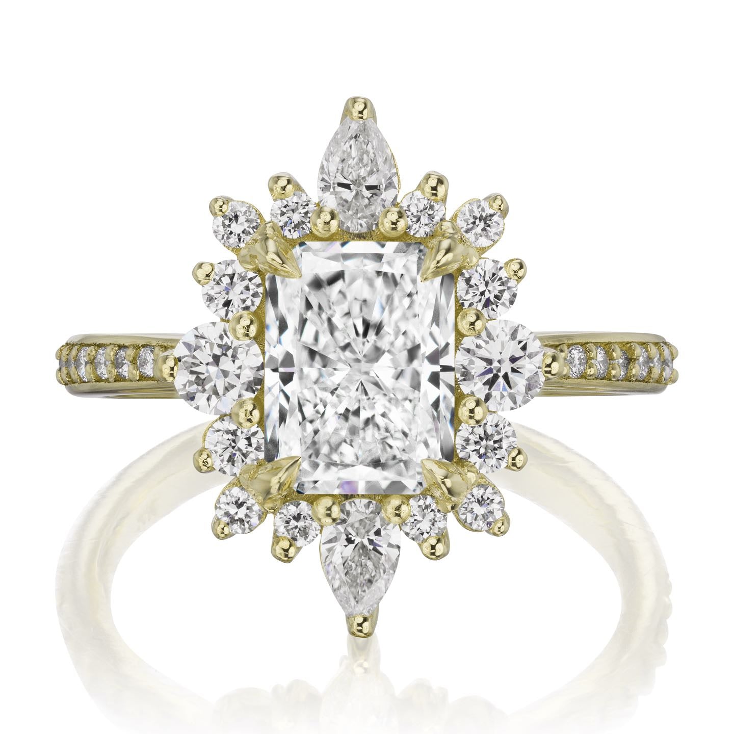 ・TALIA・Radiant Cut Lab-Grown Diamond Center, Diamond Halo (2.12ctw+)