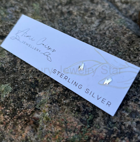 Lightning bolt stud earring