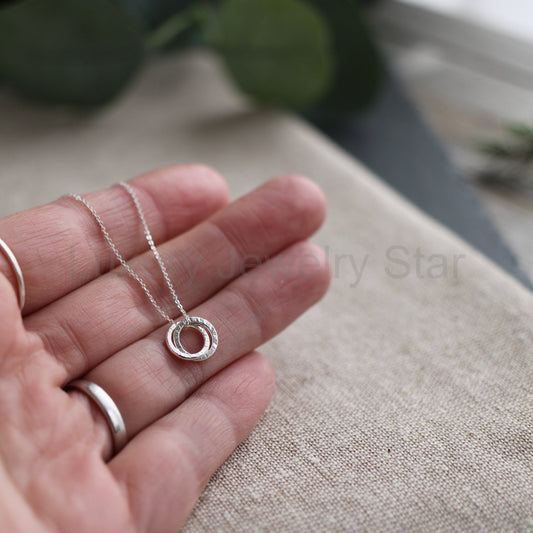 Silver Tiny Links Necklace