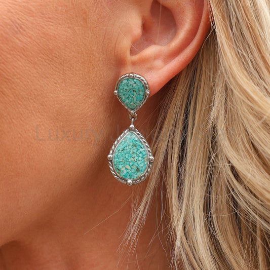The Willa Drop Earrings