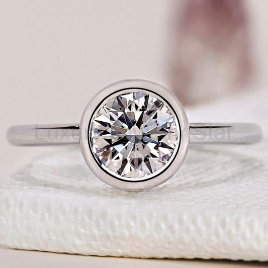 Bezel Set Diamond Ring - Round Diamond