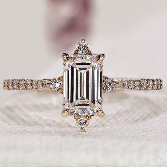 Emerald Diamond Engagement Ring With Tapered Pave Setting