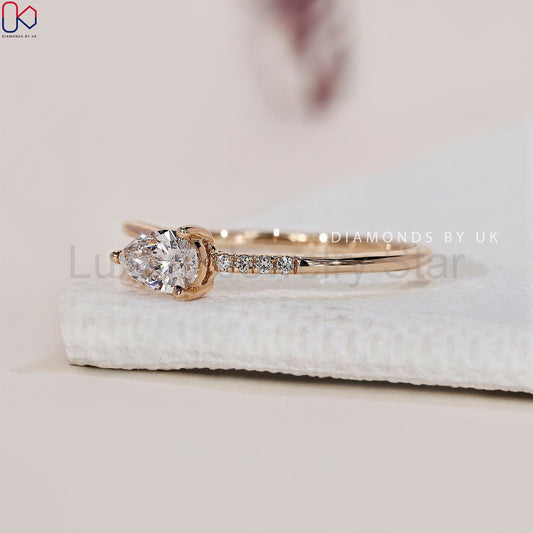 Pear Shaped Diamond Ring – Yellow Gold - image 2