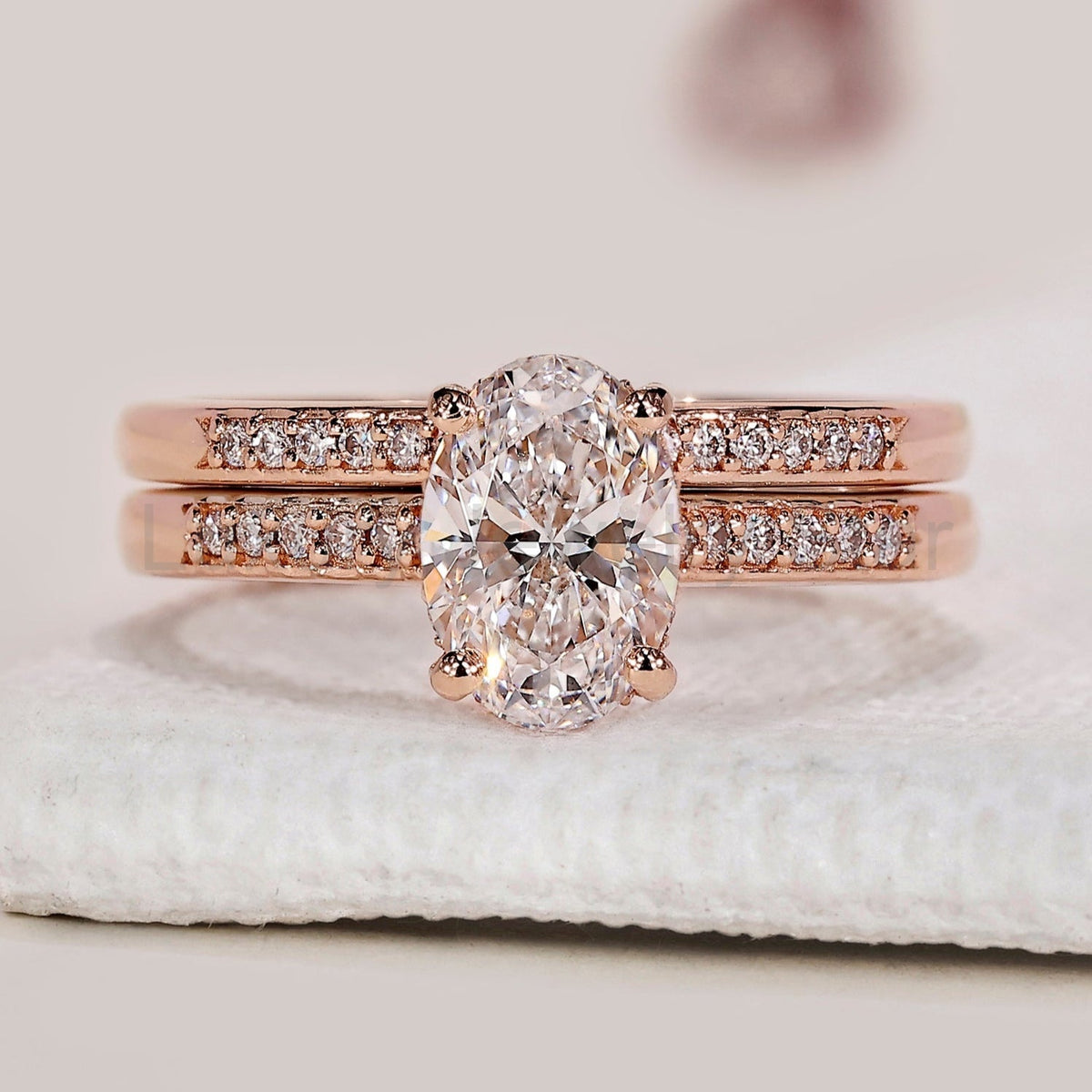 Rose Gold Oval Engagement Ring With Wedding Band