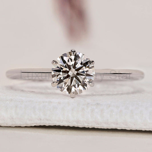 Round Brilliant Solitaire Diamond Ring In White Gold