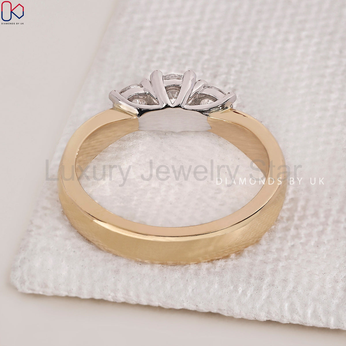 Round Cut 3 Diamond Engagement Ring - image 4