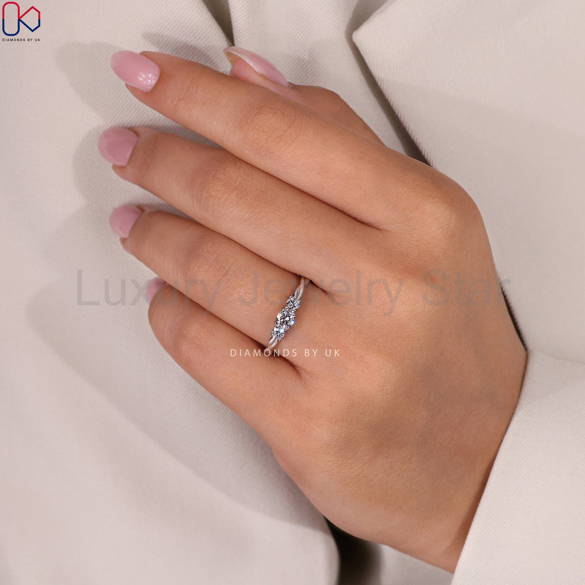 Round Cut Diamond Ring - Twisted Band - image 11