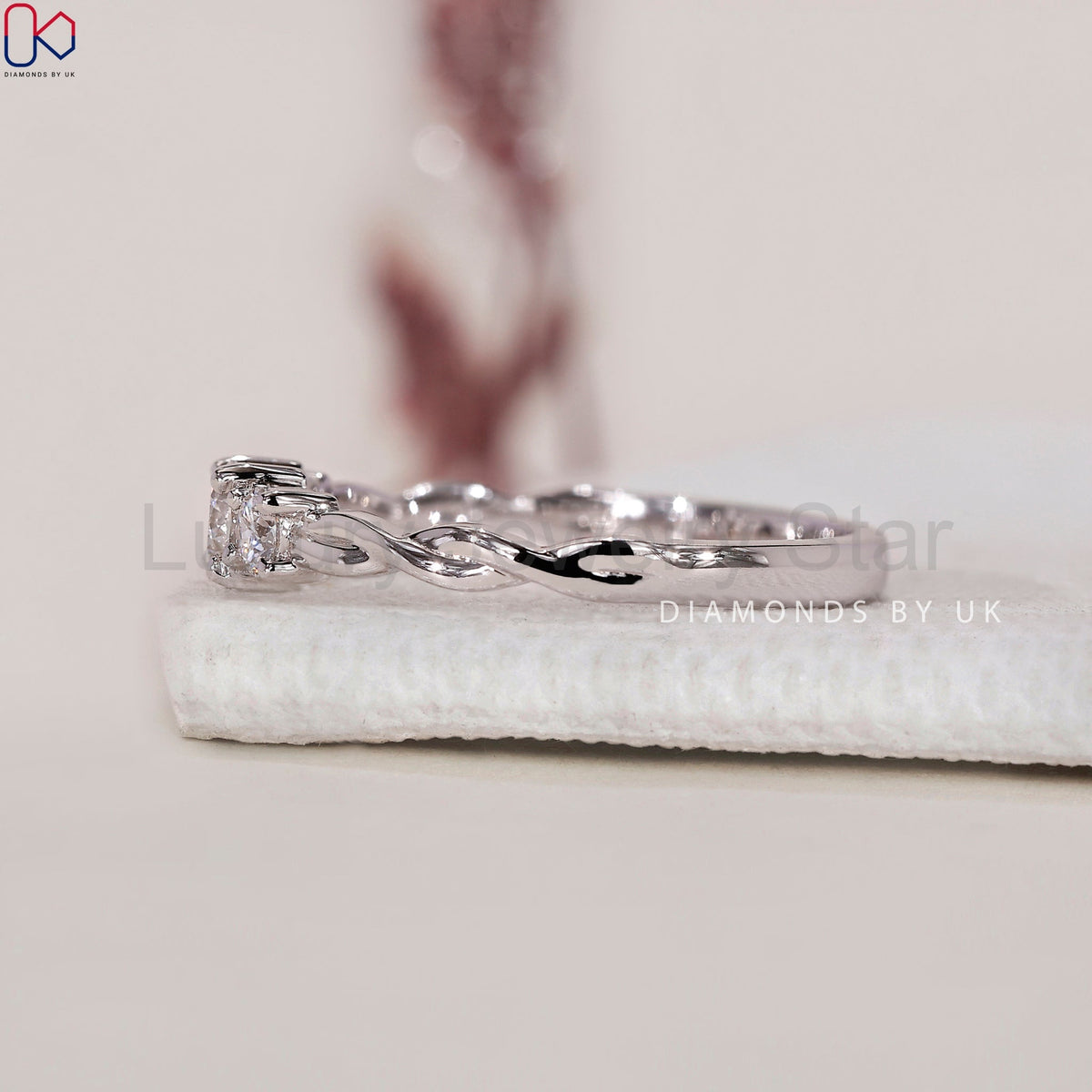 Round Cut Diamond Ring - Twisted Band - image 3