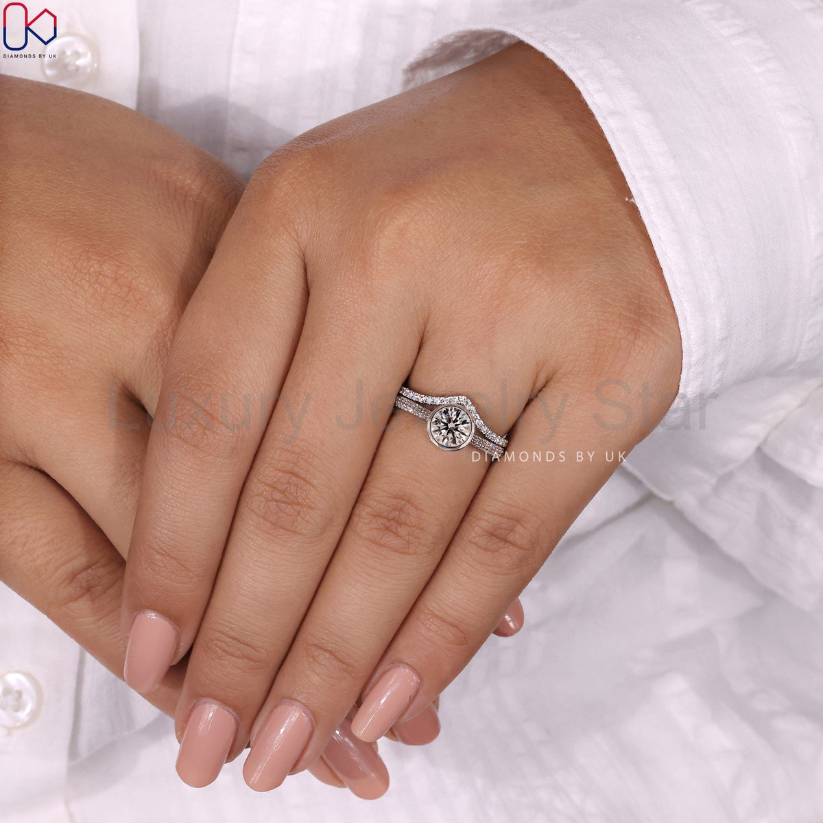 Round Cut Diamond Ring And Chevron Wedding Band - image 6