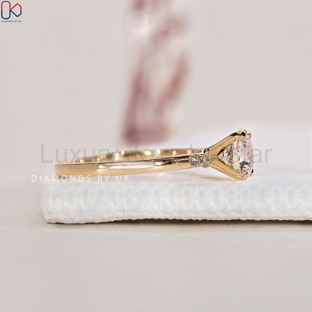 Round Cut Diamond Ring With Pinched Shank Band - image 3
