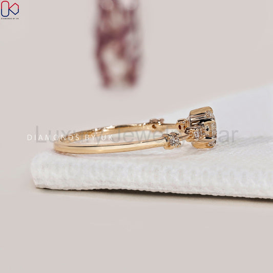 Round Cut Yellow Gold Diamond Ring - image 2