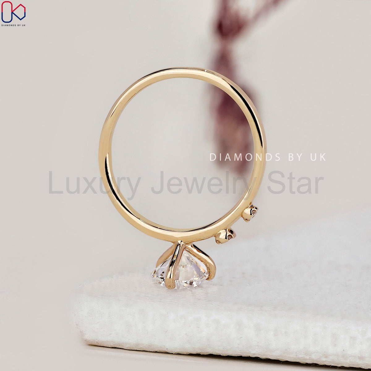 Round Diamond 3 Stone Engagement Ring - image 5