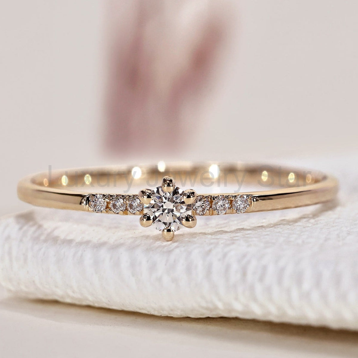 Round Diamond 7 Stone Diamond Ring