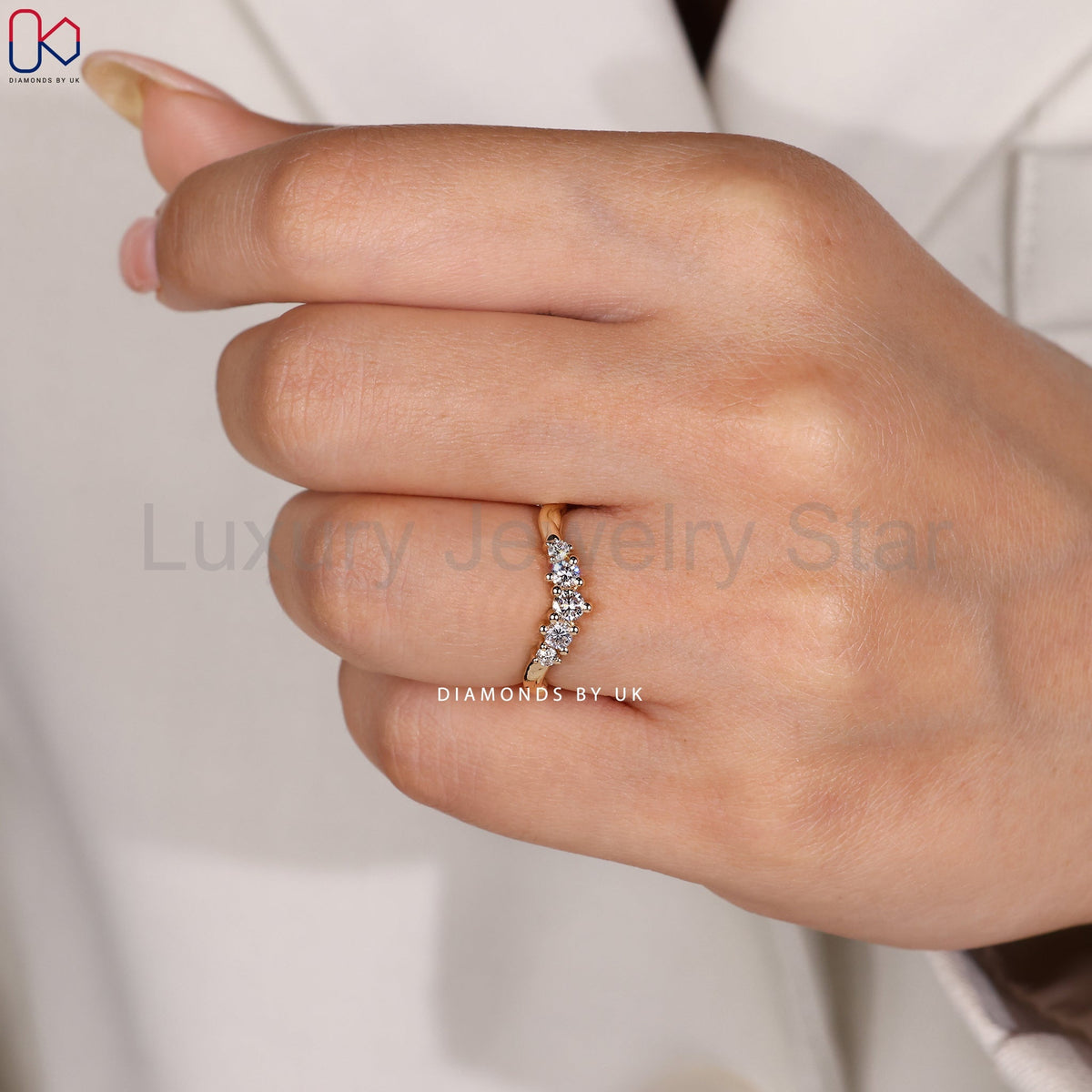 Round Diamond Art Deco Wedding Band - image 4
