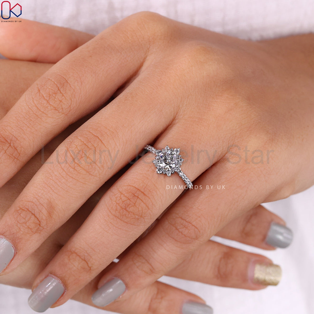 Round Diamond Cluster Ring In White Gold - image 10