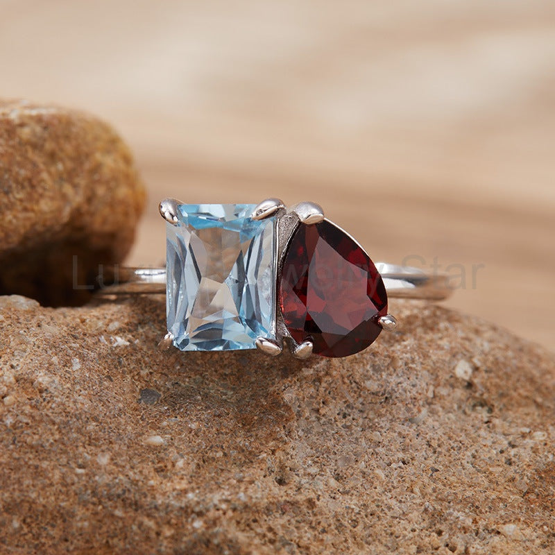 Toi et Moi Engagement Ring - image 3