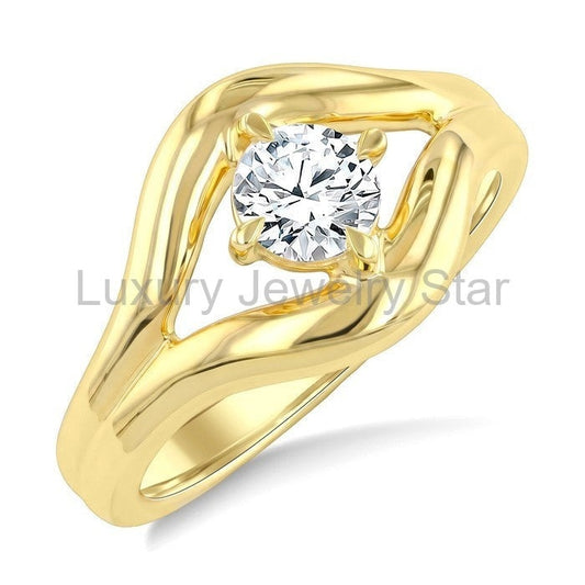 Aeris Gold Round Shape Diamond Solitaire Ring