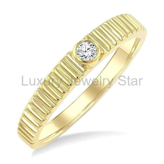 Pirouette Bezel Set Diamond Fashion Ring