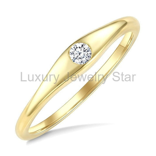 Round Shape Diamond Solitaire Ring